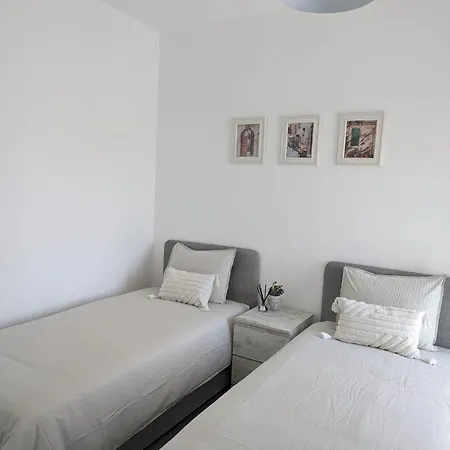 アパート Luxury Sea View In Aphrodite Park Ghaziveran